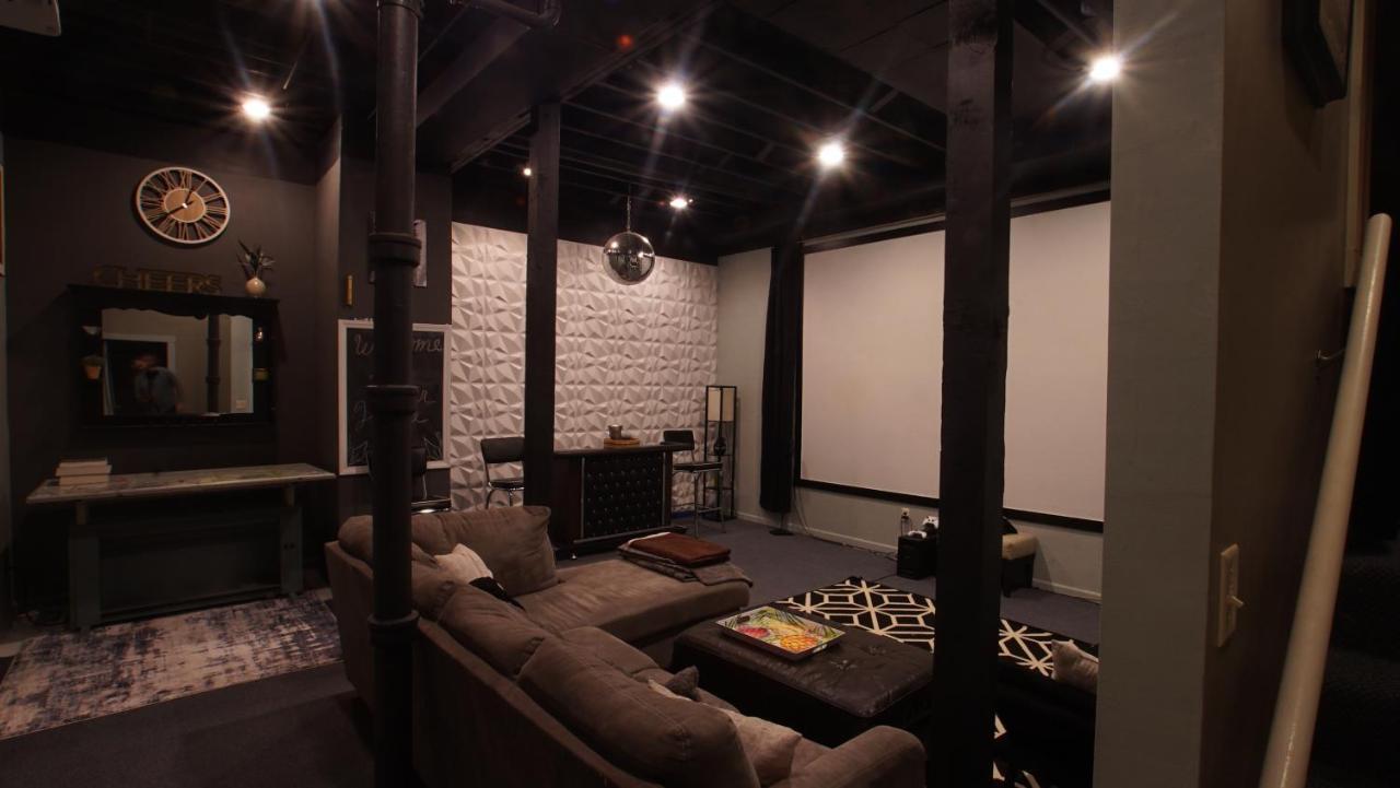 160Inch Home Movie Theater- Great For Movie Night! Omaha Zewnętrze zdjęcie